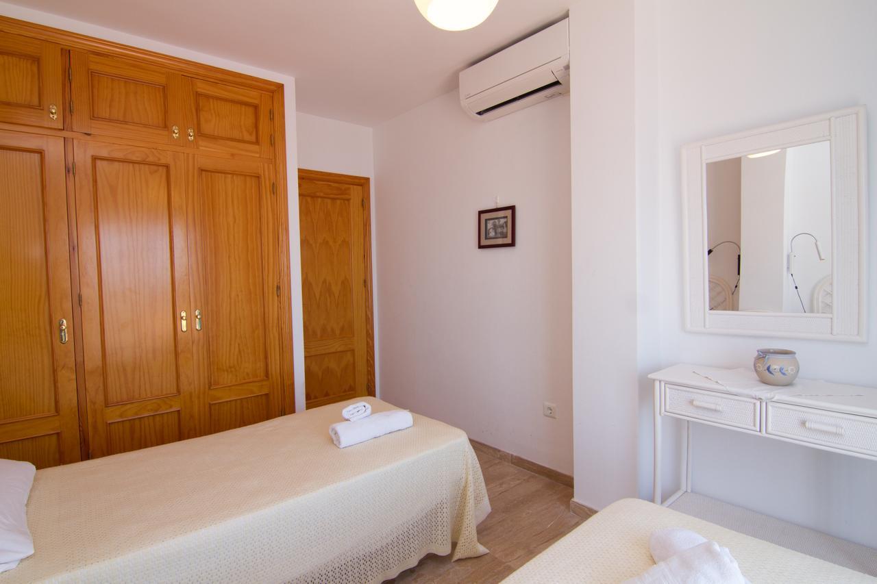 Apartament Edf. Panorama, Ladera Del Mar Nerja Zewnętrze zdjęcie